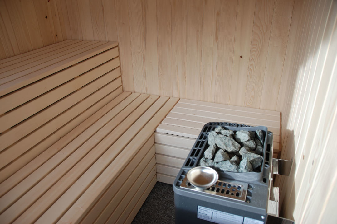 Sauna Massivholz - Saunaöfen und Steuergeräte